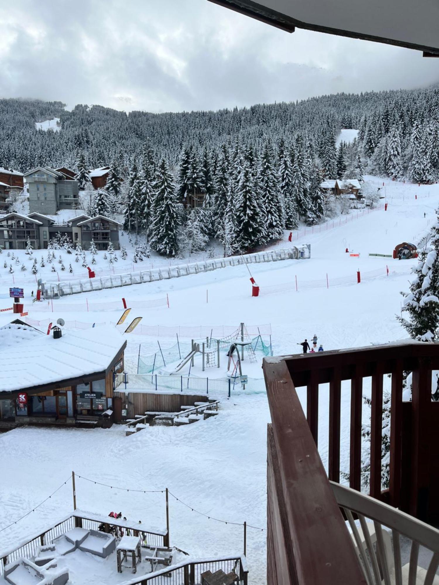 Courchevel Au Pied Des Pistes, La Tania Apartment Exterior photo